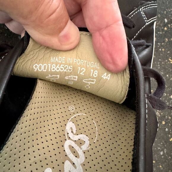 Softinos by Fly London Black Leather Soft Leather Sneakers. Size EU44/US10. - Picture 8 of 10